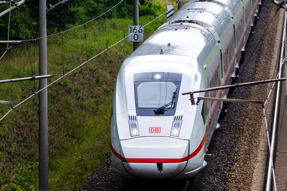 Chaos für viele Fahrgäste: Bahn legt wichtige Strecke für neun Monate lahm
