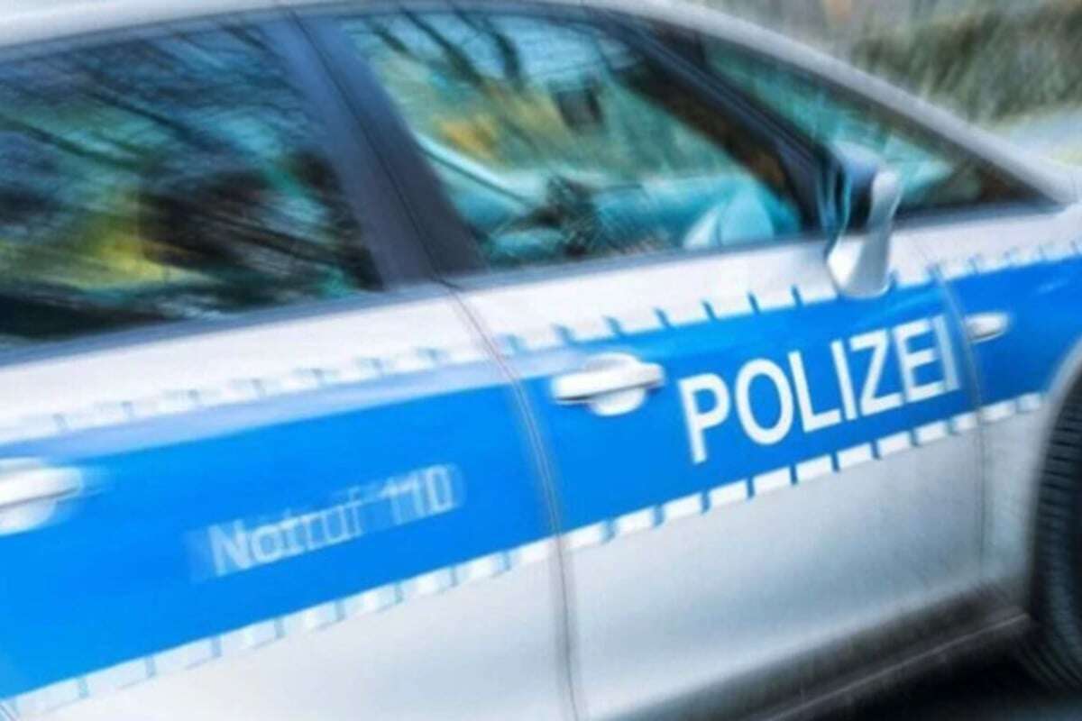 Betrunkener Fahrer verletzt Arbeiter mit Laubbläser schwer: Polizei sucht Zeugen!