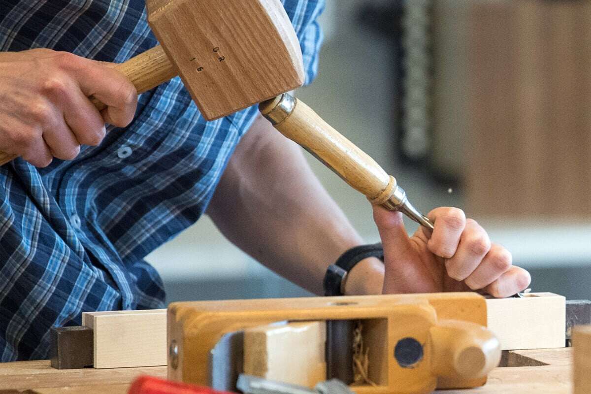 Schreiner im Ländle aufgepasst: Diese Lohnerhöhung ist ab Herbst drin!