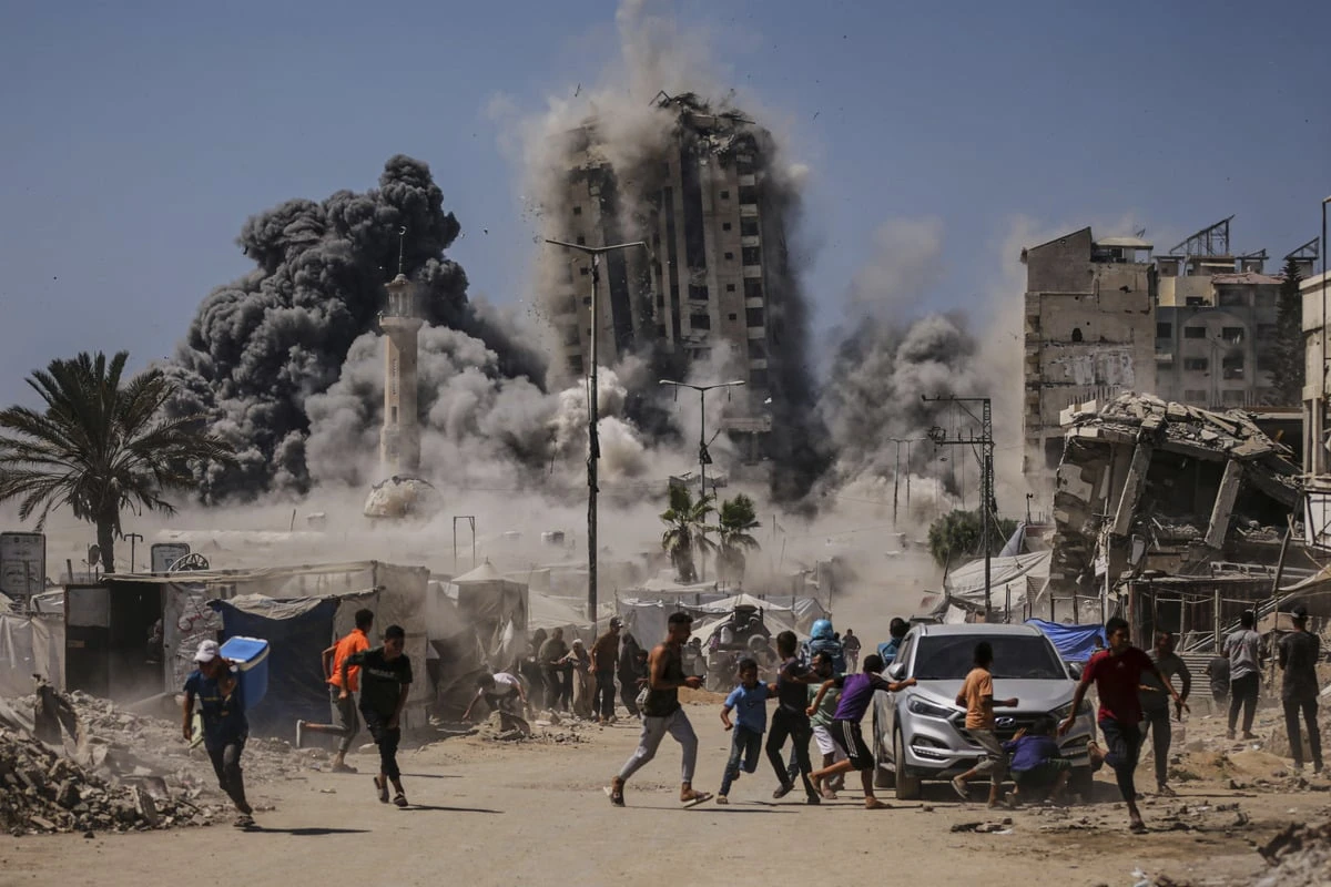 Nahost-Konflikt: Israels Militär greift Hochhaus in Gaza-Stadt nach Räumungsbefehl an