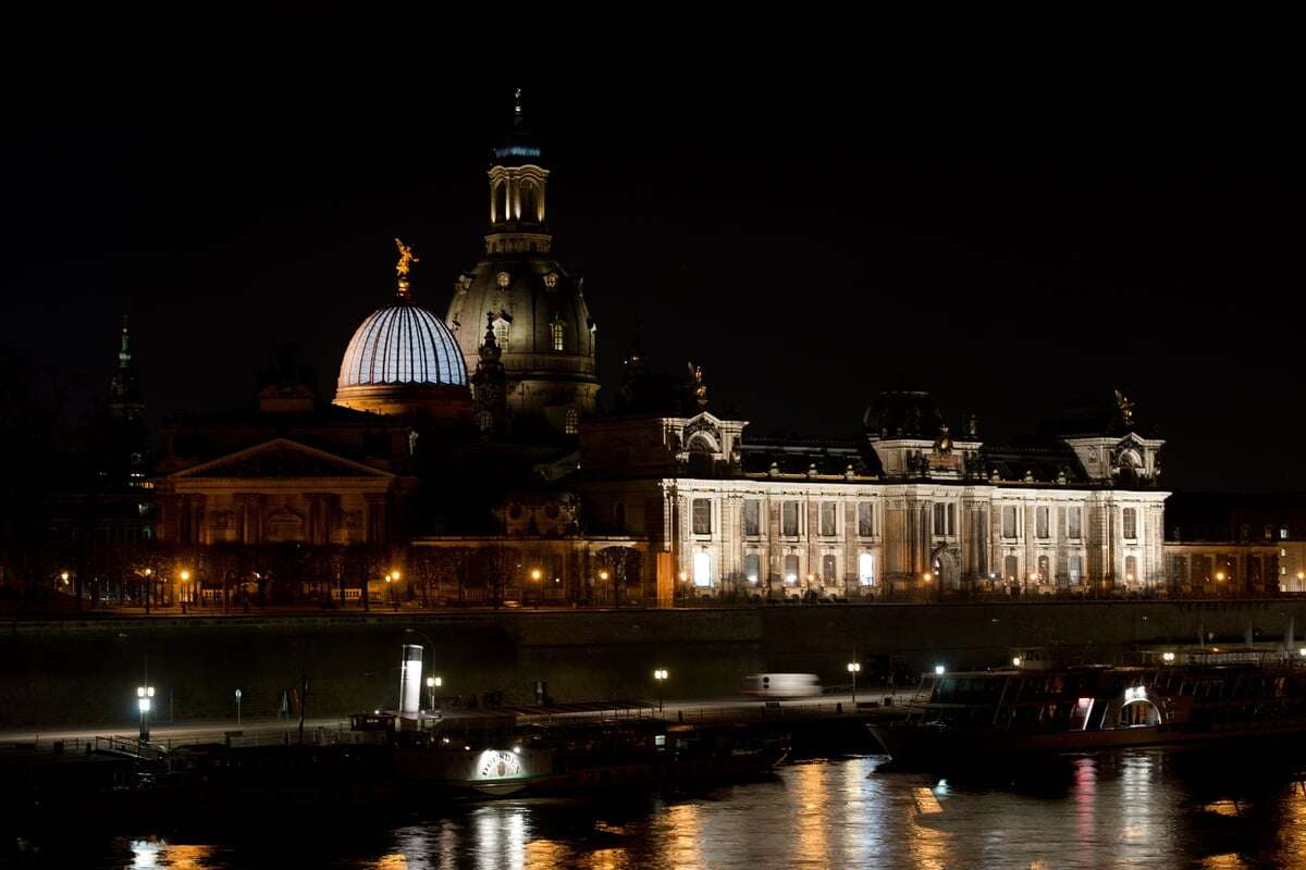 Deshalb wird es heute Abend besonders dunkel in Dresden