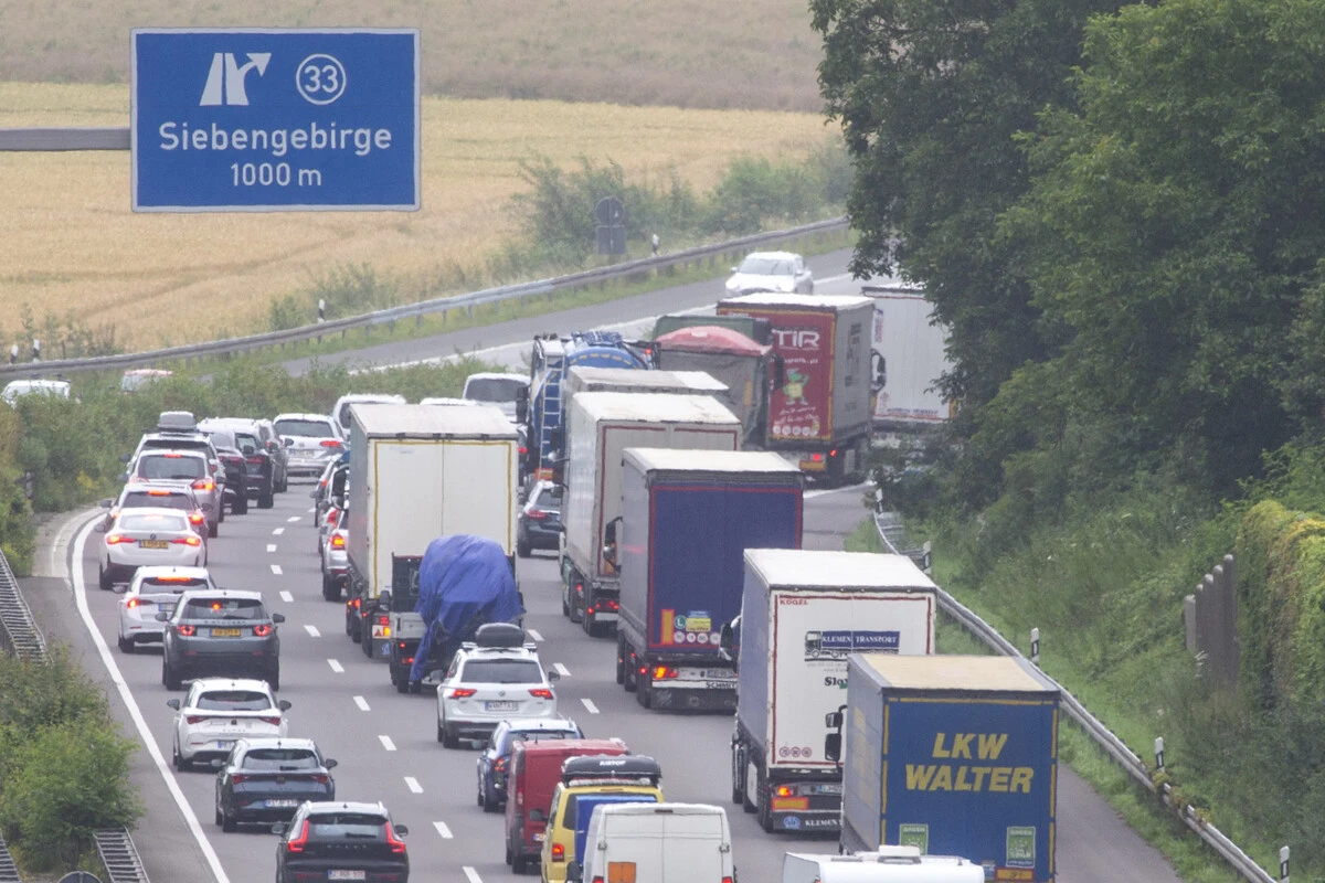 Doch keine Freigabe! A3-Abfahrt bei Köln bleibt länger gesperrt als angenommen