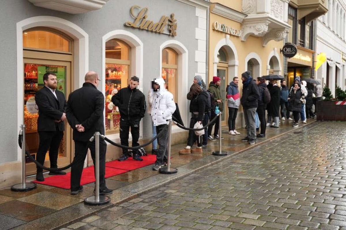 Stundenlanges Schlange stehen in der City: Schokoladen-Hype erreicht Dresden!