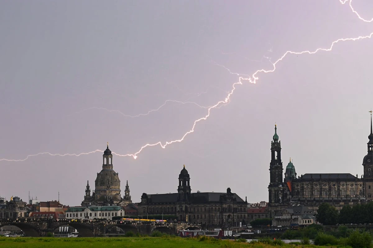 Hitzeblog für Dresden: Blitzreichster Tag seit 2023 in Sachsen