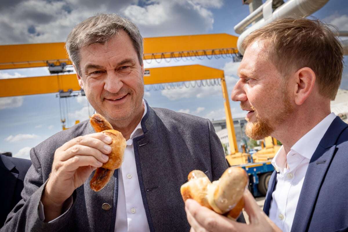 Warum Kretschmer und Söder heute in Plauen Bratwurst gegessen haben