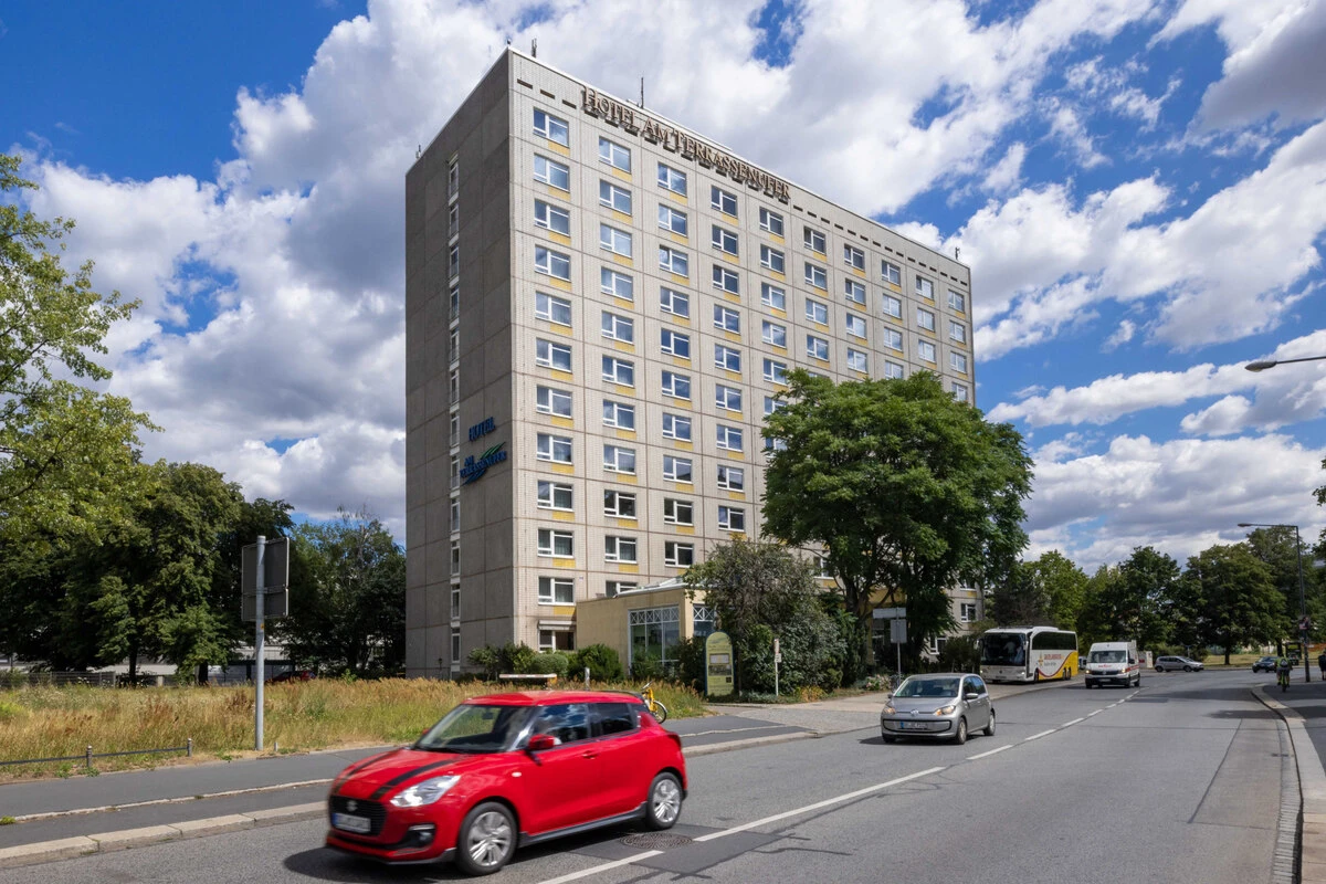 Dresdens Terrassenufer-Hotel räumt Preis ab