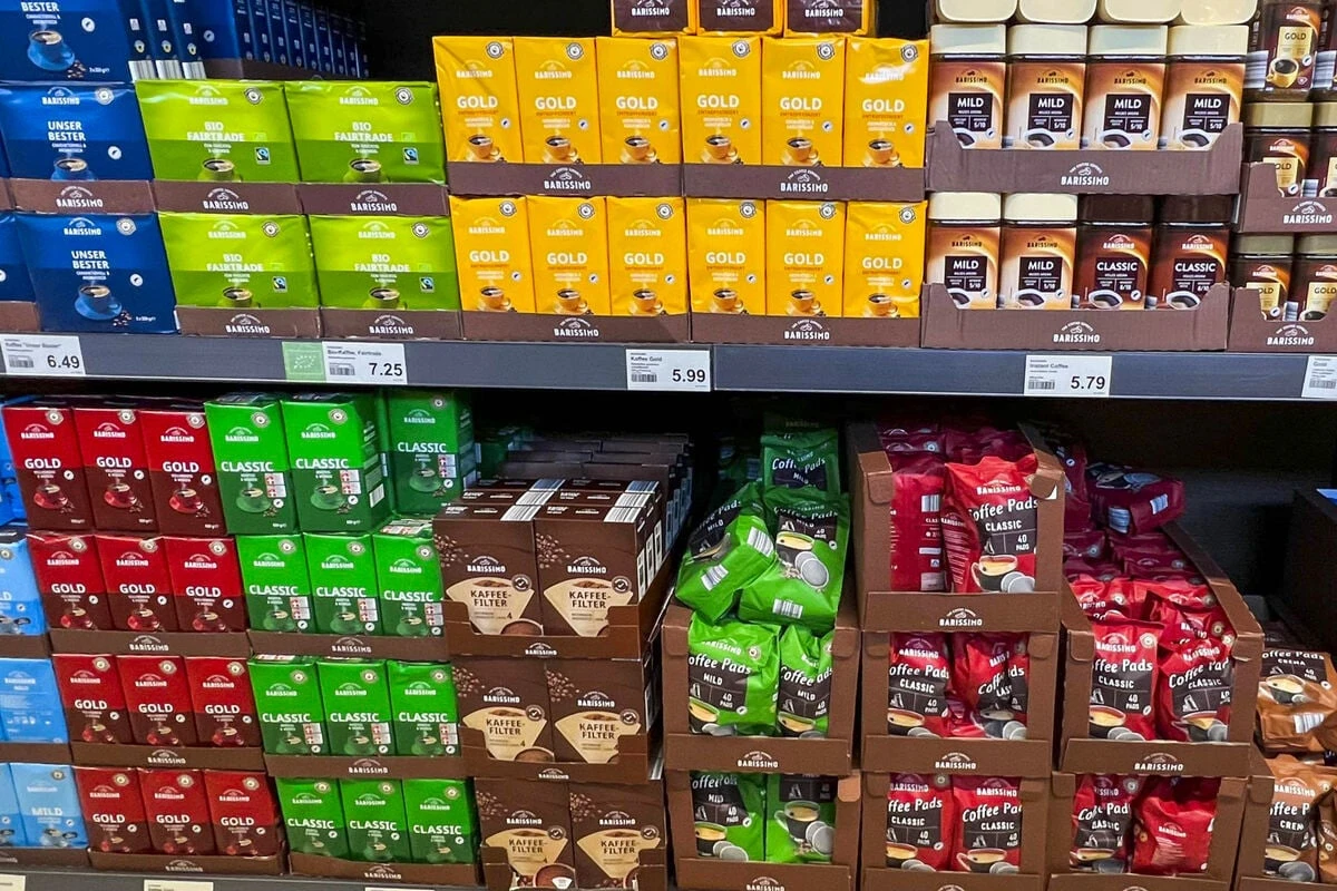 Nach Erhöhung der Preise: Kaffee in Supermärkten hinter Schloss und Riegel