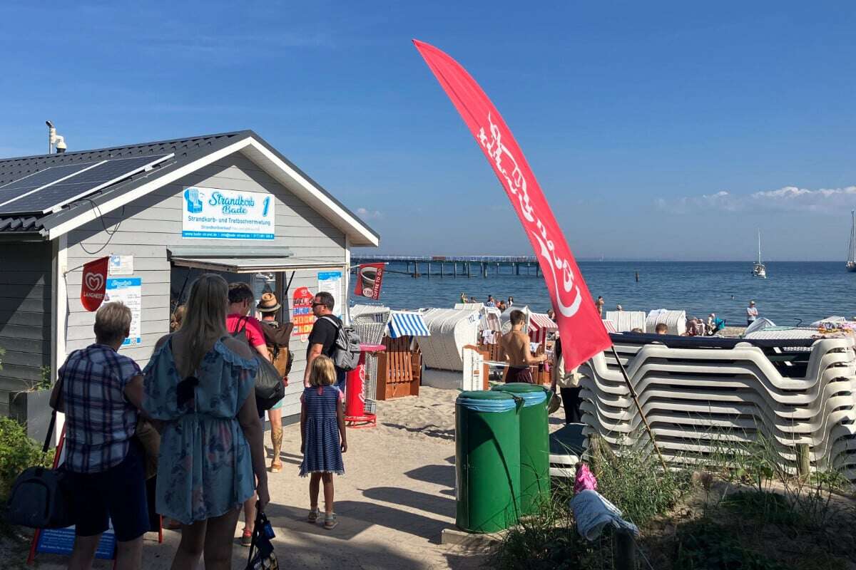 Letzter schöner Sommertag lockt Menschen an die Ostsee-Strände