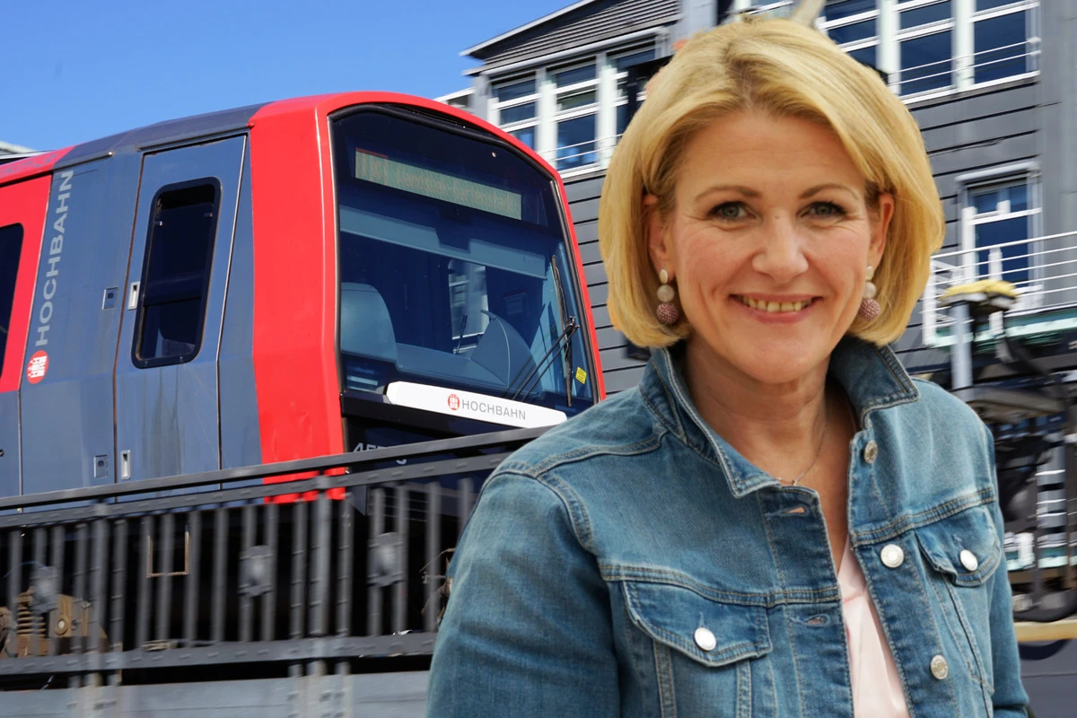 Sie ist die Stimme in Hamburgs U-Bahnen: 