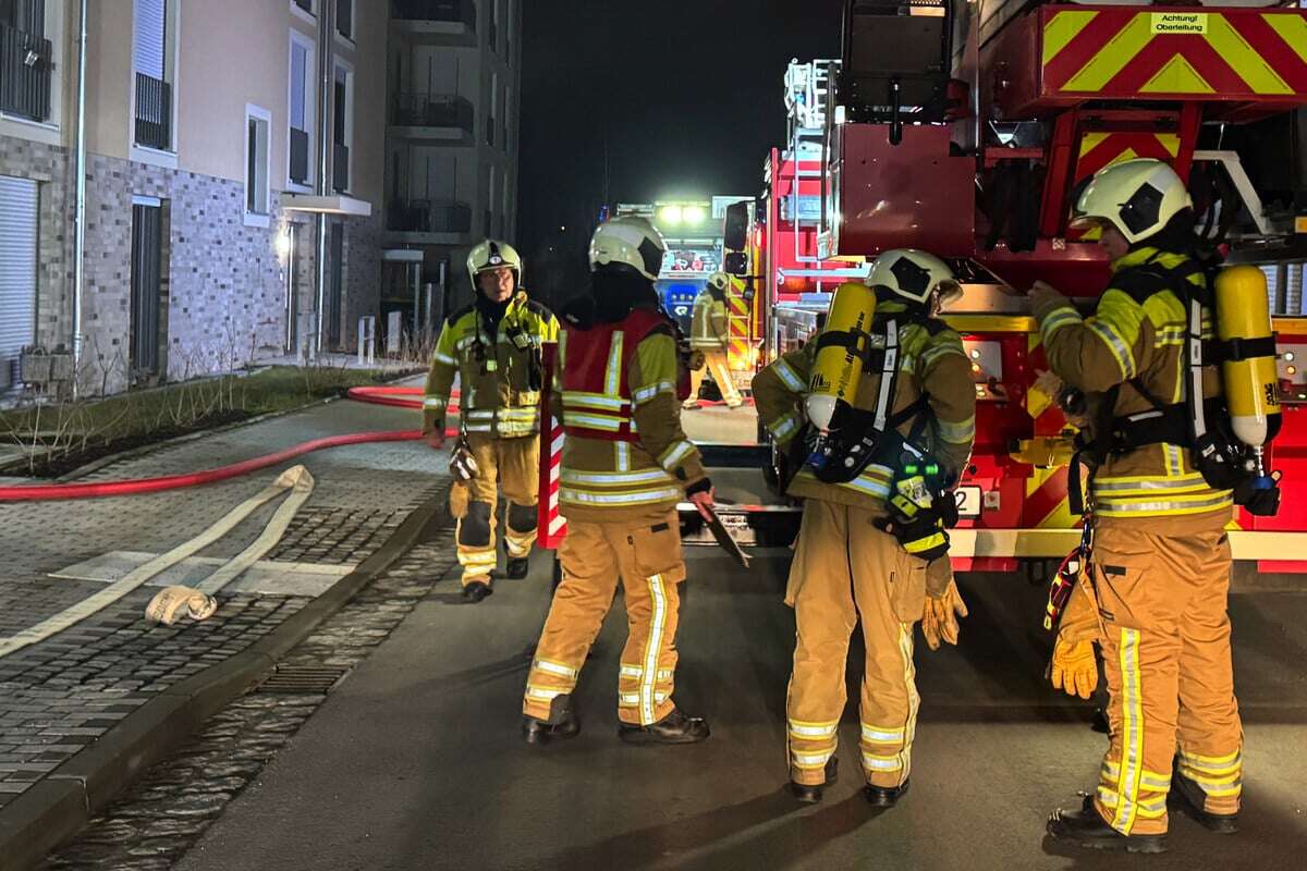 Feuerwehr löscht Badezimmer-Brand in der Albertstadt