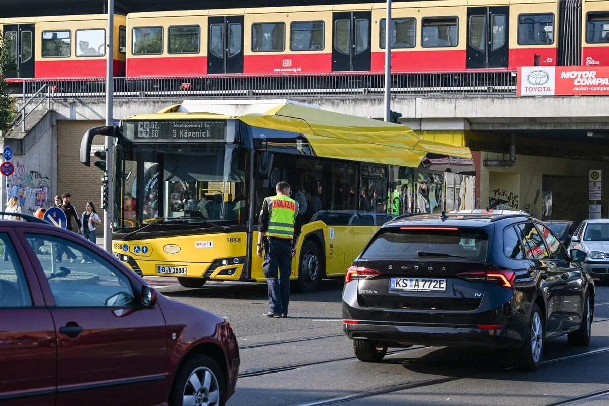 Heftiger Stromausfall legt Berlins Südosten lahm: Auch Handynetz und Notrufe gestört