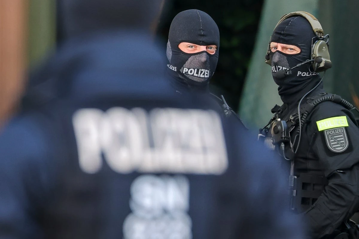 SEK-Einsatz: Mann verschanzt sich in Bank