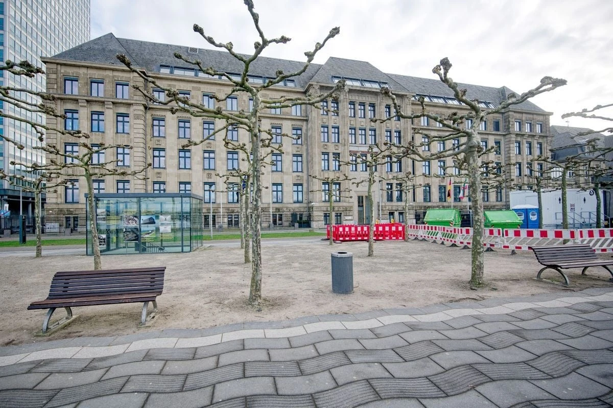 Kostenexplosion bei Sanierung der Staatskanzlei: Ist NRW-Chef Hendrik Wüst mitschuld?