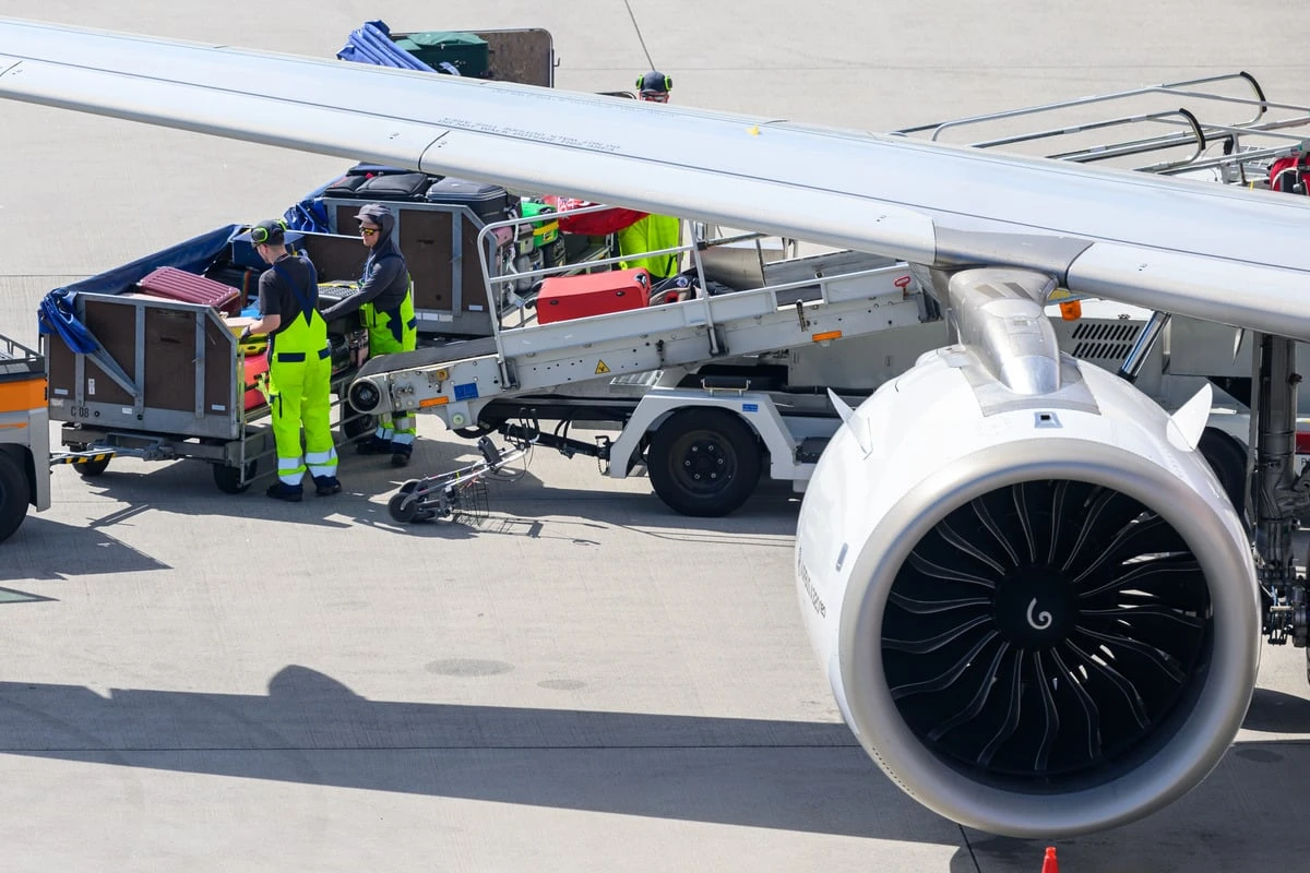 Sommerurlaubs-Fail: Reisende am Leipziger Flughafen sind zu besoffen, um mitzufliegen