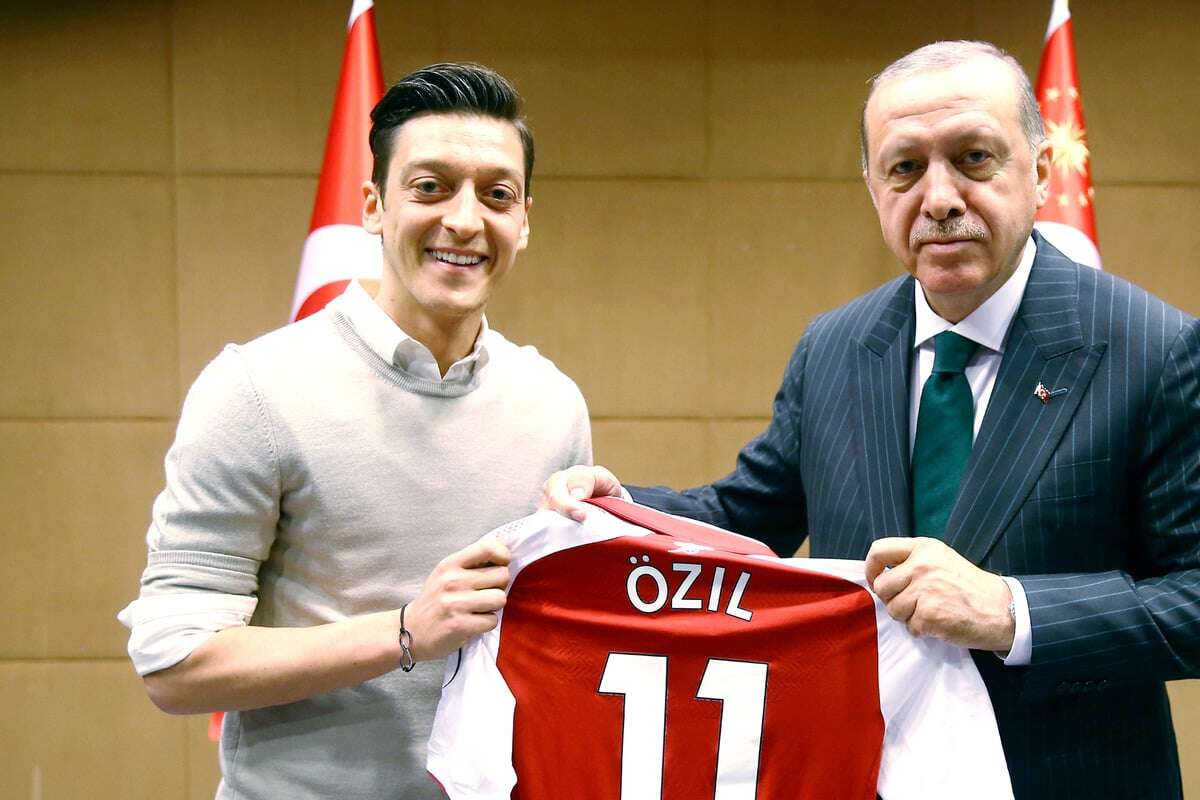 Neuer Job für Mesut Özil: Jetzt mischt er für Erdoğan in der Politik mit