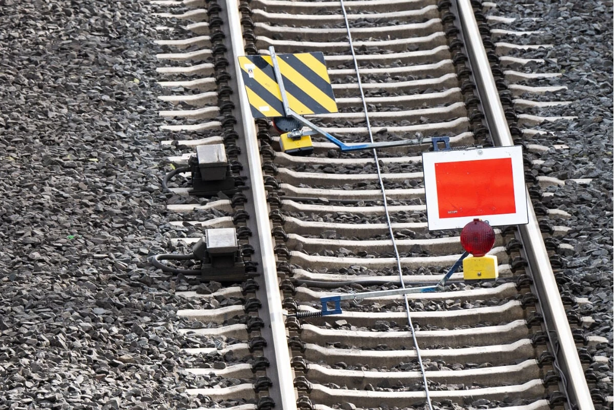 Deutsche Bahn baut bei Höchst: Das kommt schon heute Abend auf Euch zu