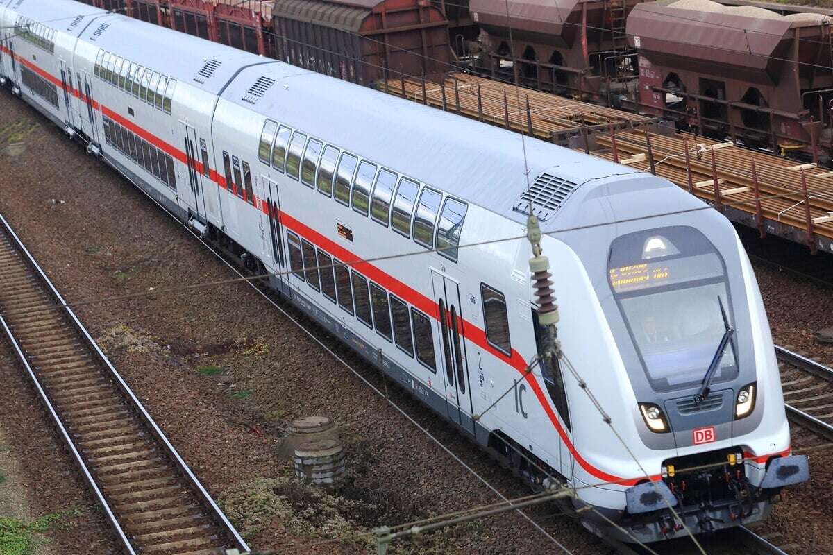 Nach Sturm in Sachsen: Wichtige Bahnstrecke zwischen Dresden und Leipzig voll gesperrt