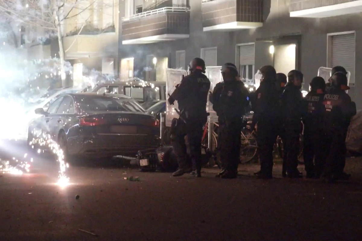 Zahl der Angriffe auf Polizei und Rettungskräfte nahm 2023 deutlich zu