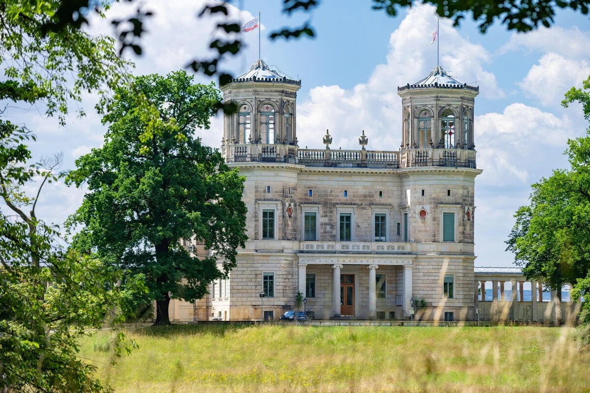 Lingnerschloss-Streit geht weiter: Petitionen gegen Verkauf gestartet