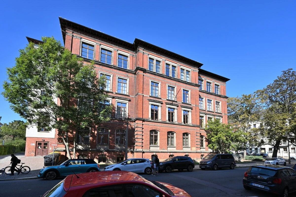 Marode Schule in Chemnitz bringt wieder Farbe in den Unterrichtsalltag