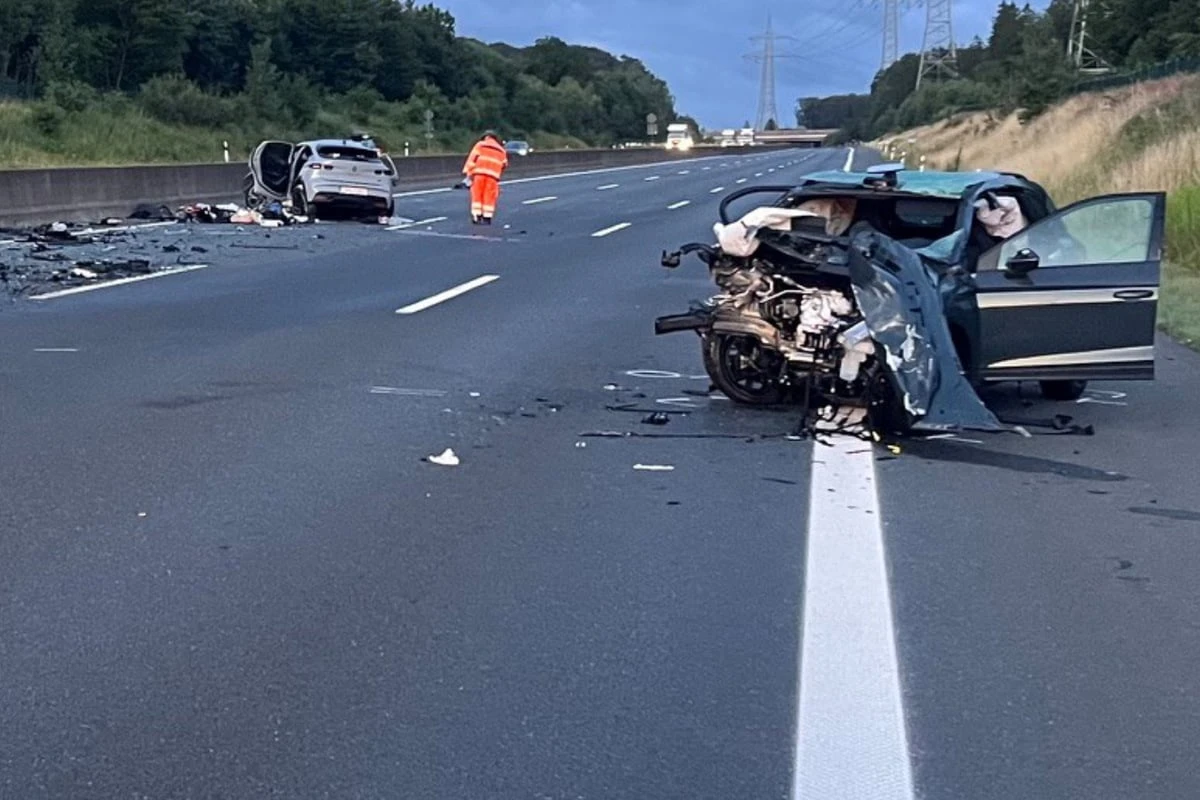 Falschfahrer auf der A7 verursacht Frontalcrash mit Schwerverletzten