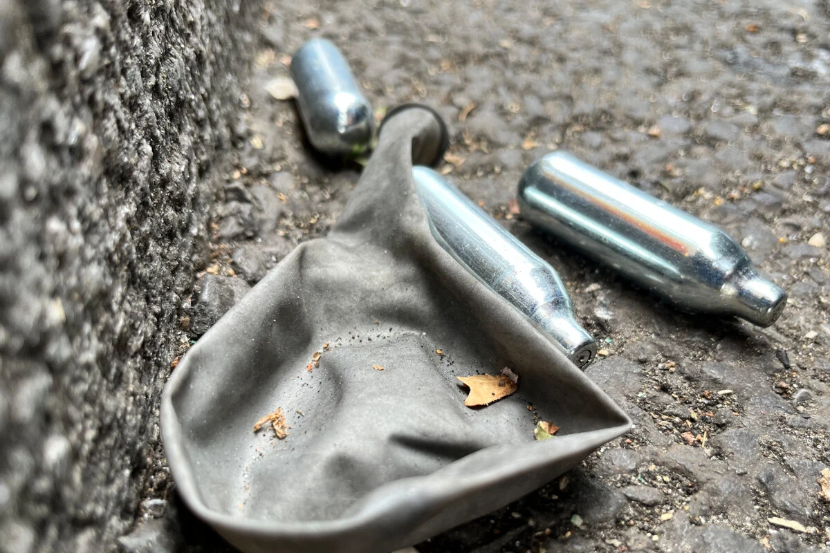 1,7 Tonnen Lachgas in Münchner Lokal sichergestellt
