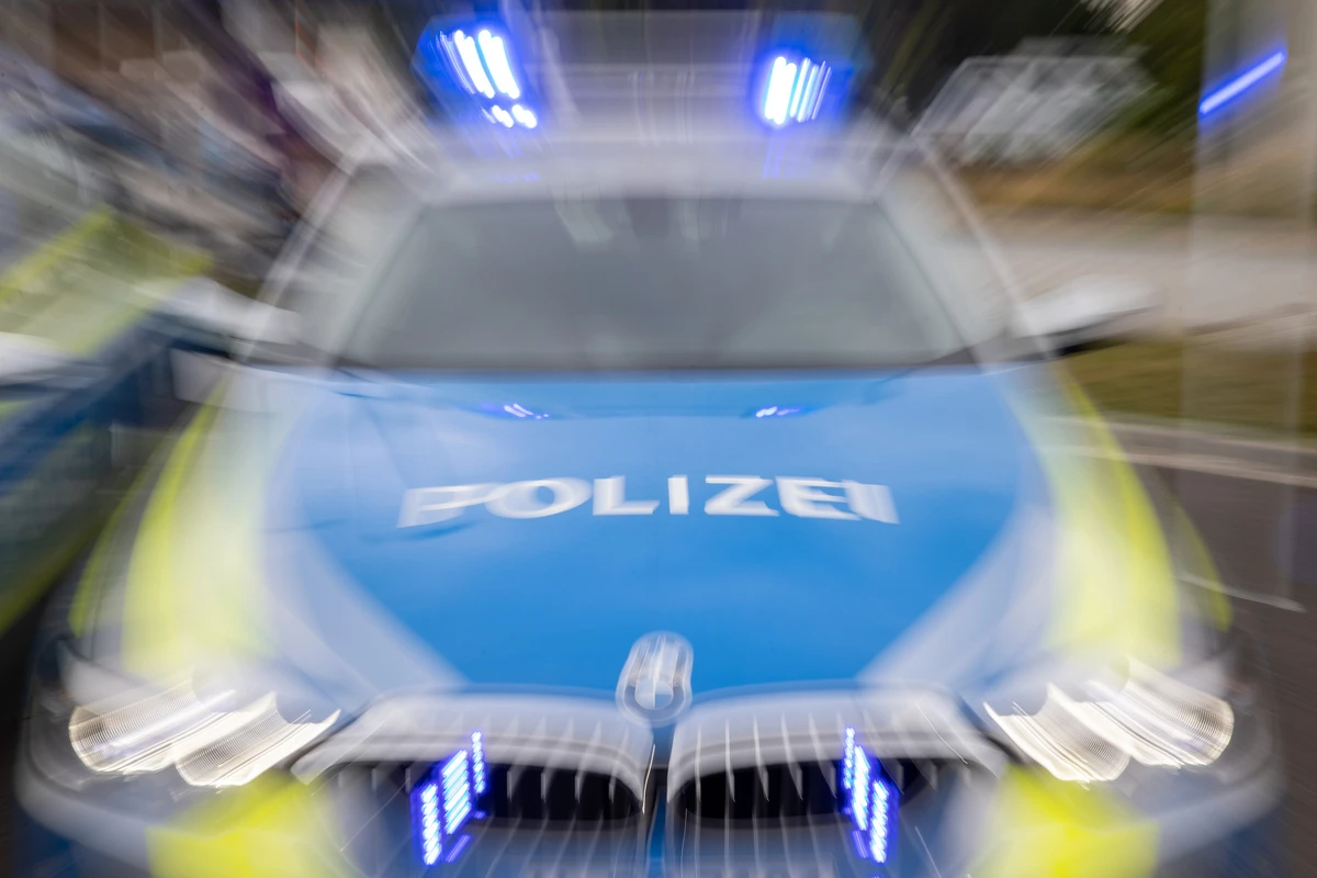 Streit eskaliert: Gegner bedrohen sich mit Schreckschusswaffe und Axt