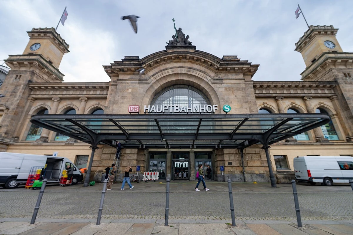 Brutale Tat am Hauptbahnhof: Jugendliche sollen Mann ausgeraubt und vergewaltigt haben