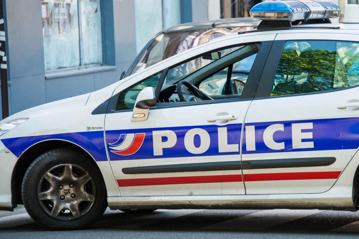 Touristin zeigt Polizisten an: Vergewaltigung im Streifenwagen?