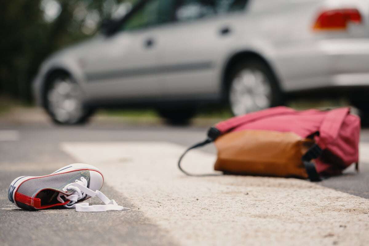 Kind durch Auto angefahren: Polizei weist Eltern auf Aufsichtspflicht hin