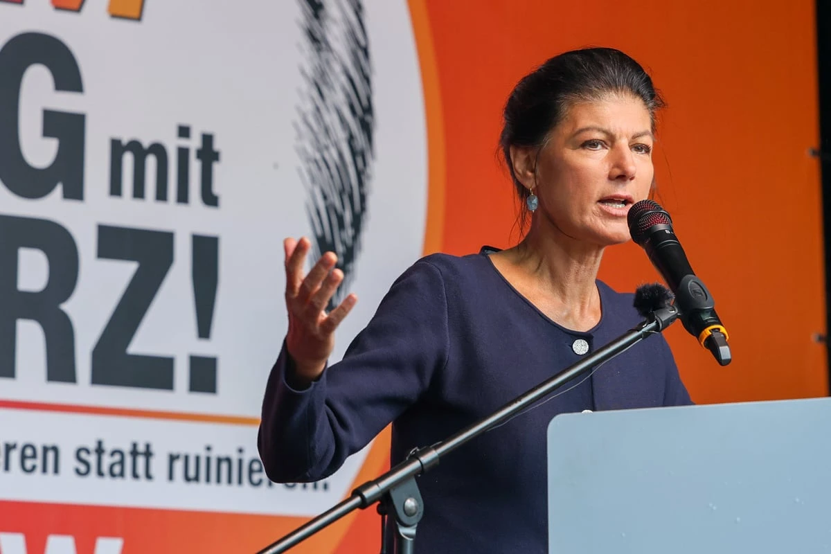 Wagenknecht zieht Thüringer Koalition in Zweifel