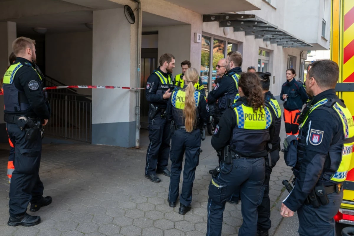 Frau wird in Tiefgarage eingequetscht und stirbt