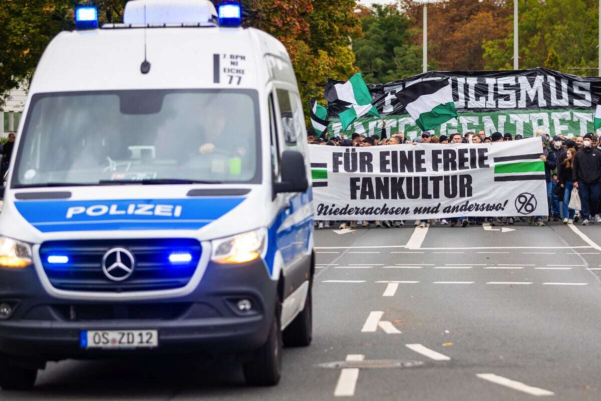 Treffen zu Fußball-Sicherheit sorgt für Wirbel: Harte Strafen für Krawall-Fans?