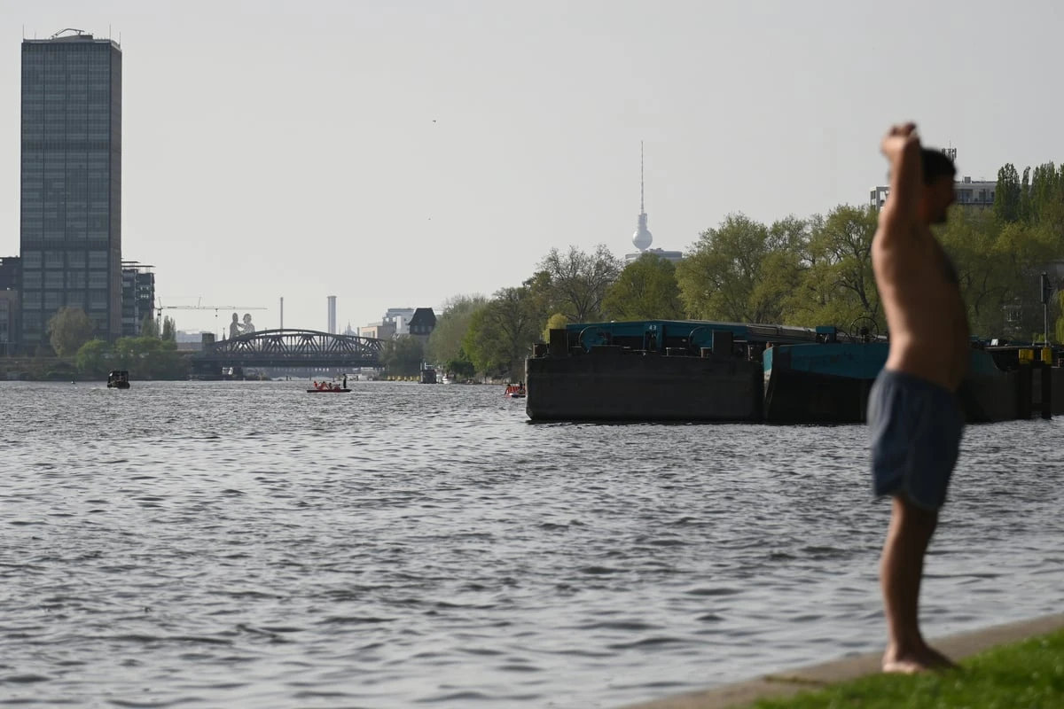 Bade-Sensation in Berlin: Kommt 2026 die erste offizielle Spree-Badestelle seit 100 Jahren?