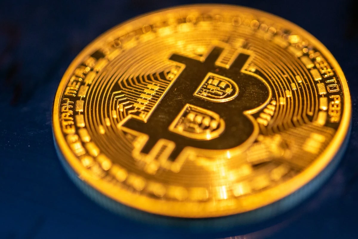 Rentner investiert 300 Euro an Kryptobörse und verliert seine Ersparnisse