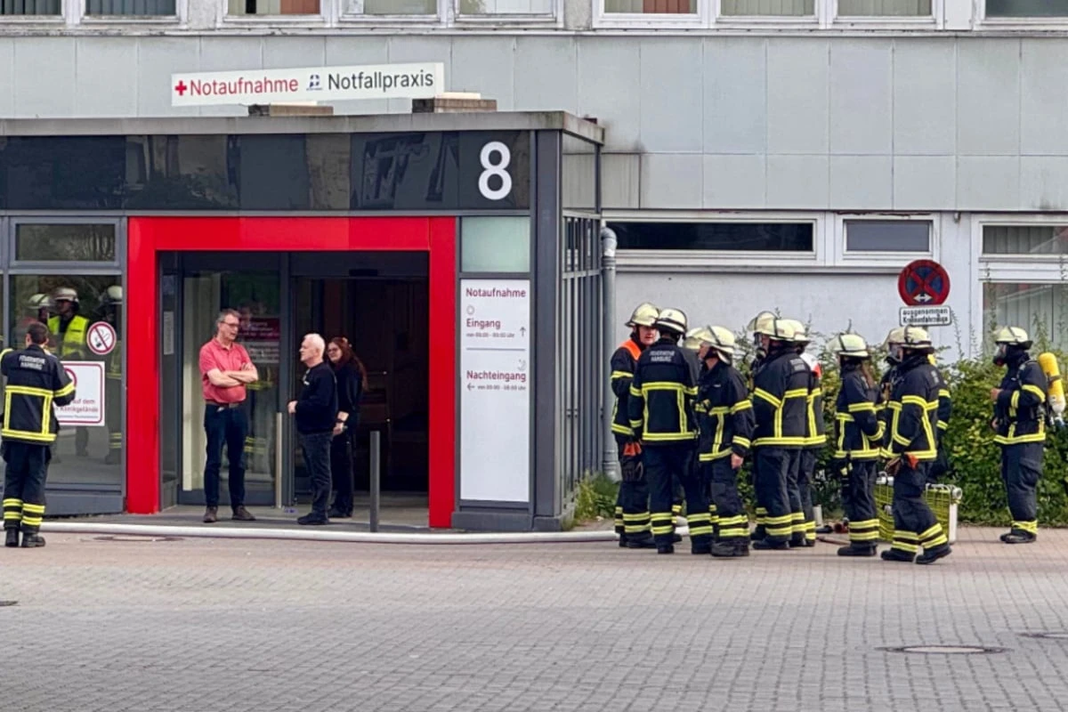 Feuer in Hamburger Krankenhaus: Evakuierung und Großeinsatz