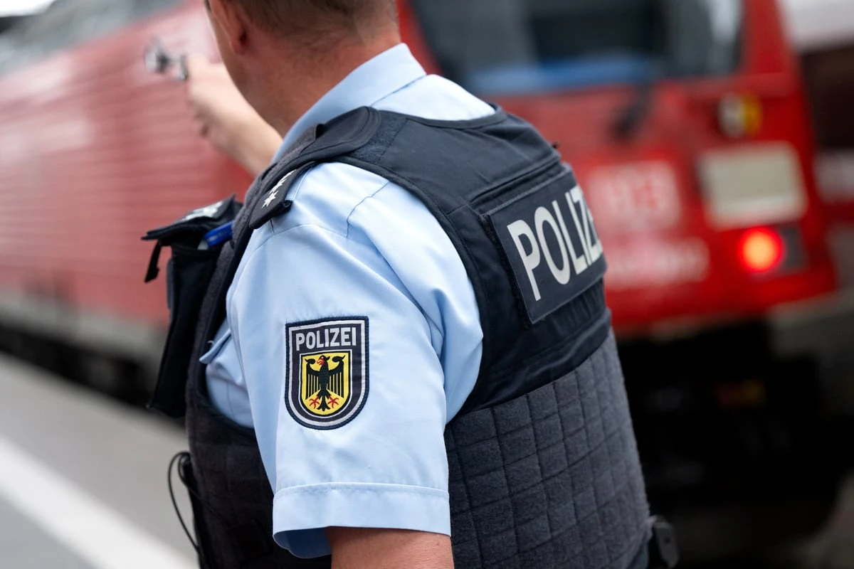 Er soll gefesselten Mann geschlagen haben: Bundespolizist aus Dienst entlassen