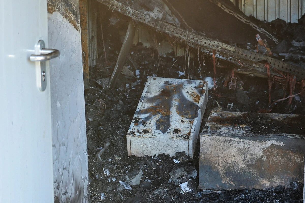 Stellwerk kann nach Feuer nicht repariert werden: Strecke Berlin - Magdeburg weiter eingeschränkt