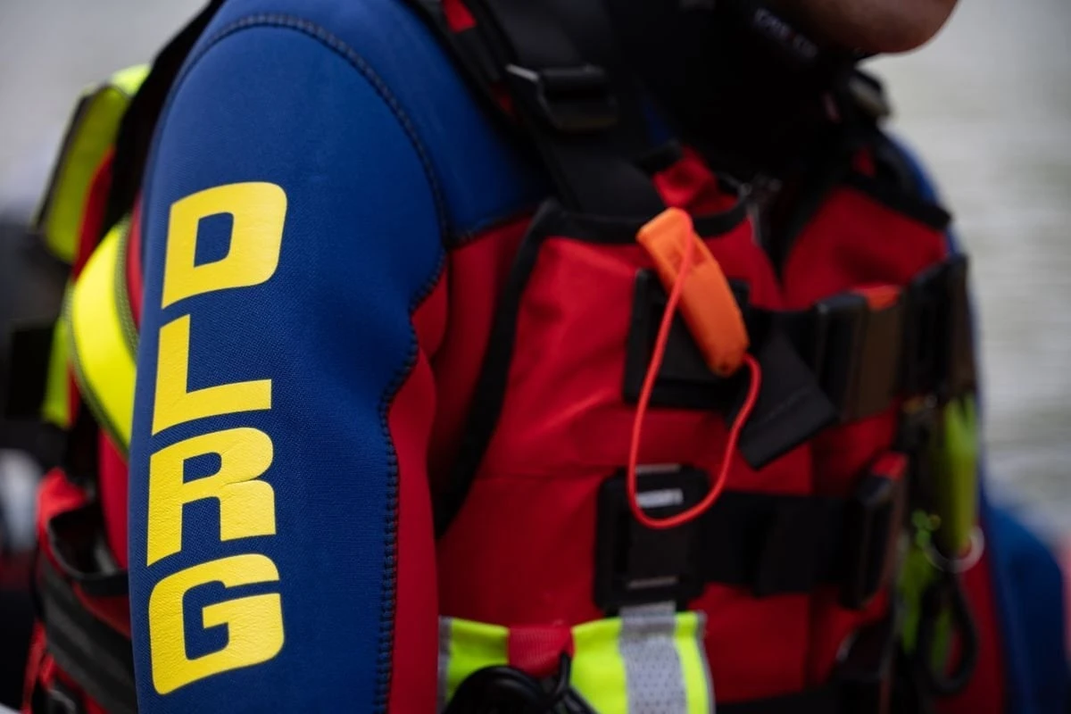 Strömungsretter ziehen Toten aus der Alb