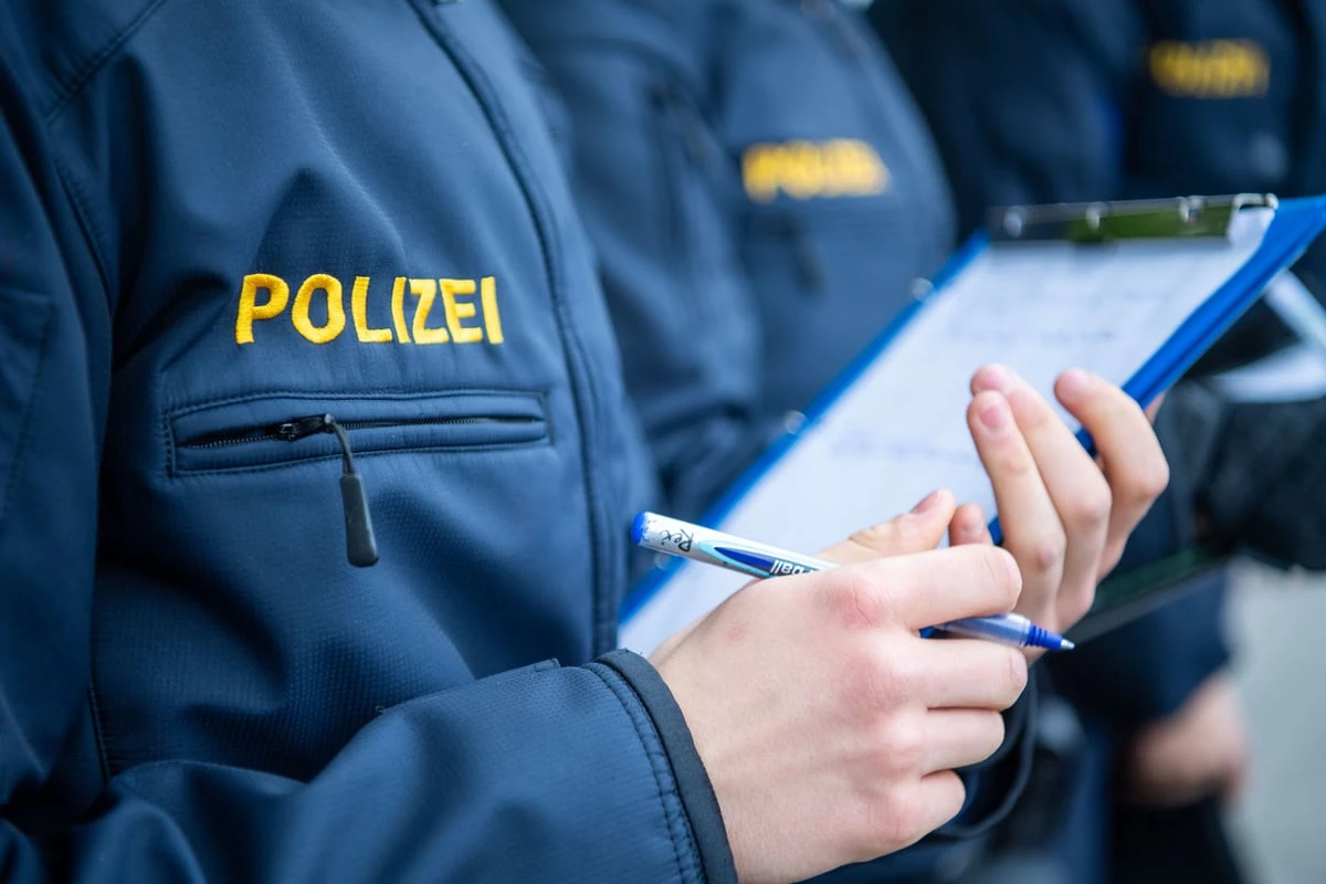 Nachbarschaftsstreit eskaliert: Mann sinnt auf kuriose Rache