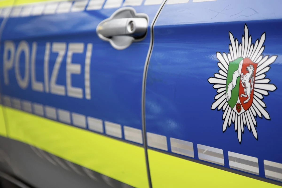Dealer attackiert Polizisten mit E-Scooter: Taser-Einsatz