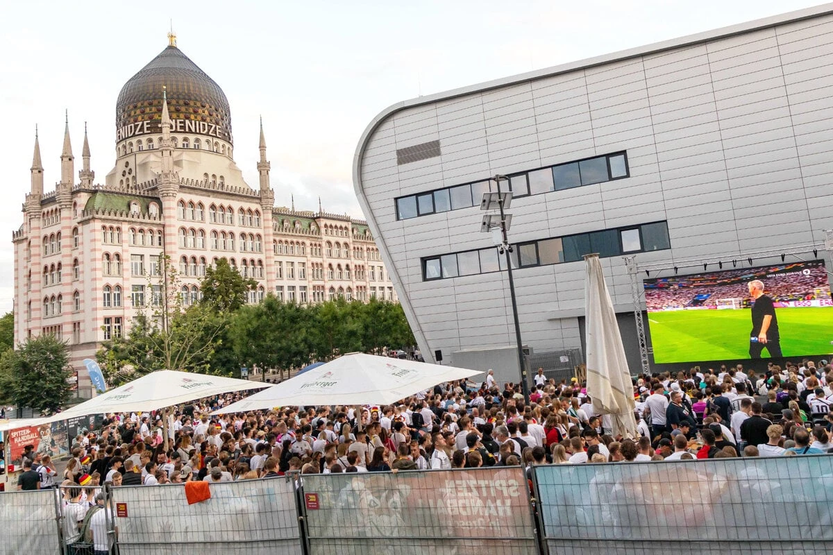 Public Viewing in Dresden: An diesen Orten können Fans gemeinsam die WM verfolgen