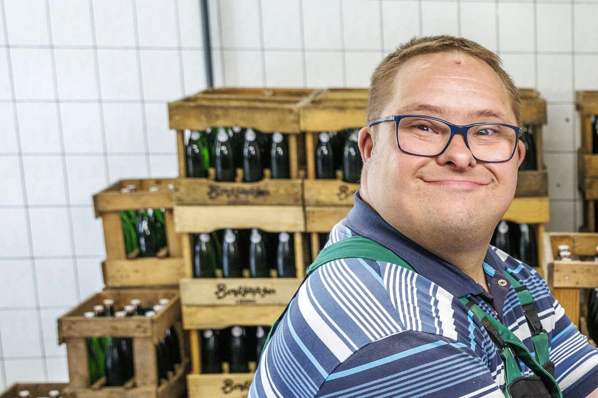 Lecker brauen trotz Handicap? Aber klar! Steve ist der Beweis
