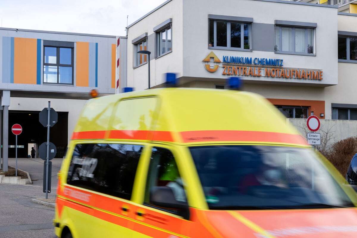 Chemnitz: Frau versprüht Reizgas in Notaufnahme, 14 Verletzte