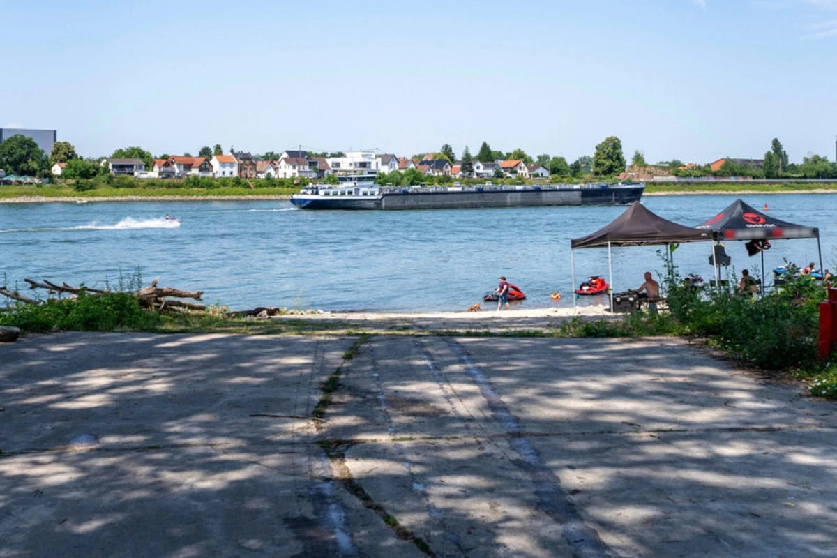 Tragödie am Rhein: Drei Vermisste tot geborgen