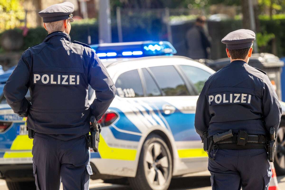 Mitten in München mit Samuraischwert gedroht! Junges Duo (17, 18) landet in Psychiatrie