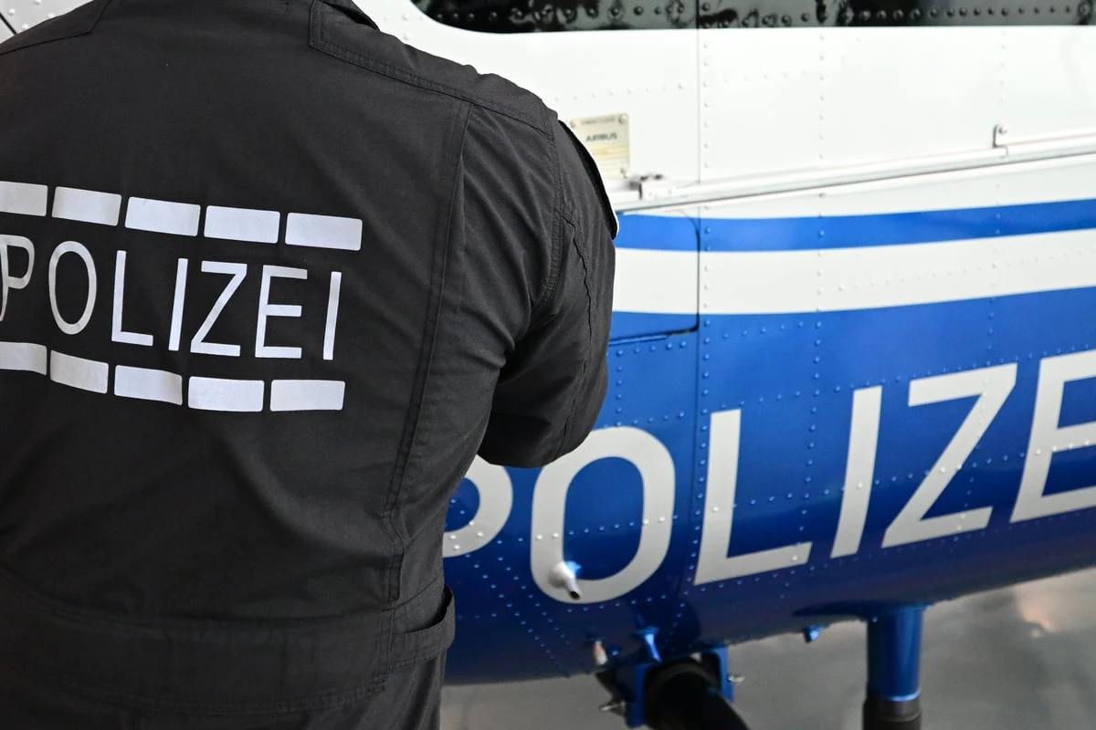 Mann entblößt sich vor neun Schülerinnen: Polizei leitet Ermittlungen ein