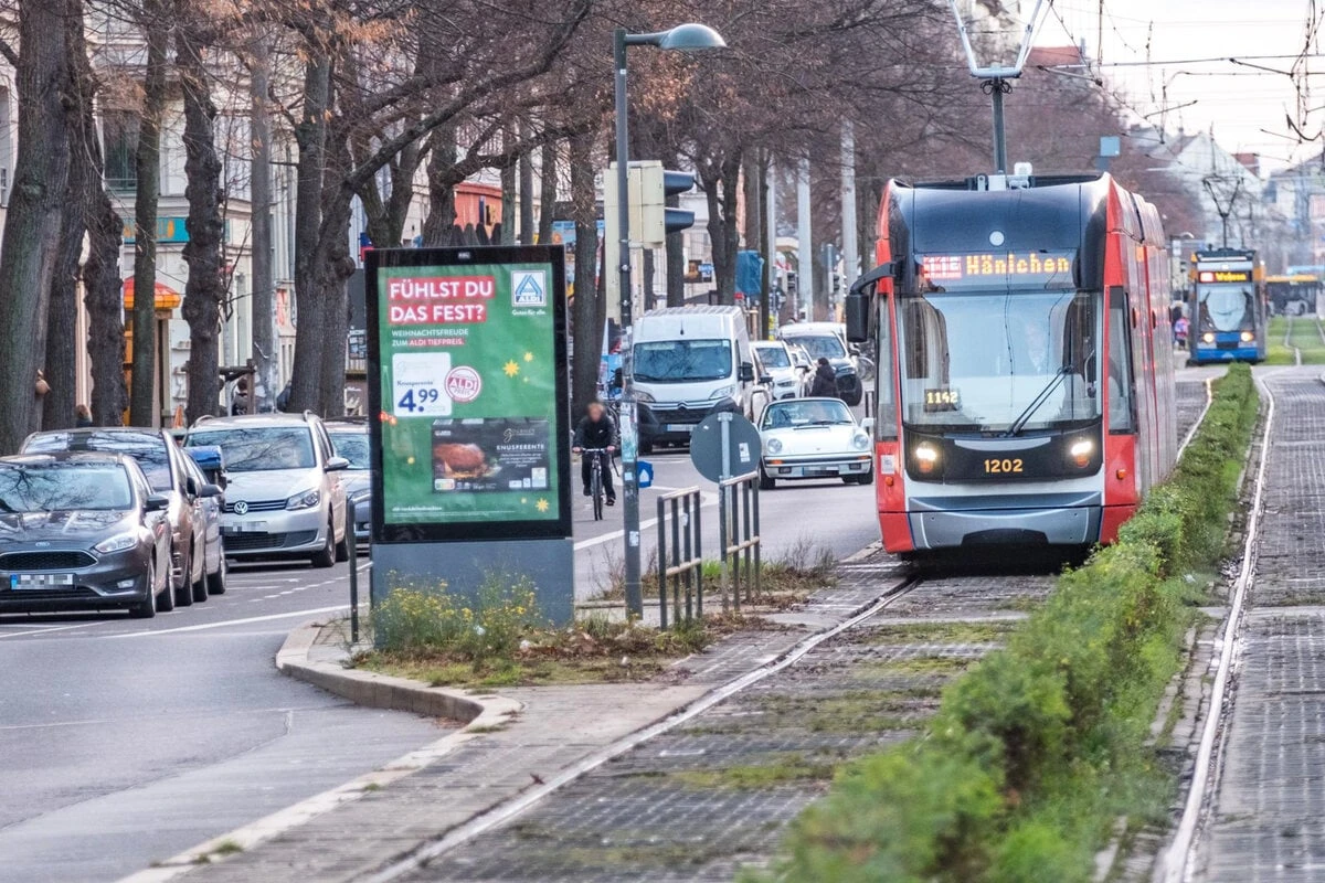 Mega-Baustelle Karl-Liebknecht-Straße: So kommt Ihr mit den Öffis durch den Süden