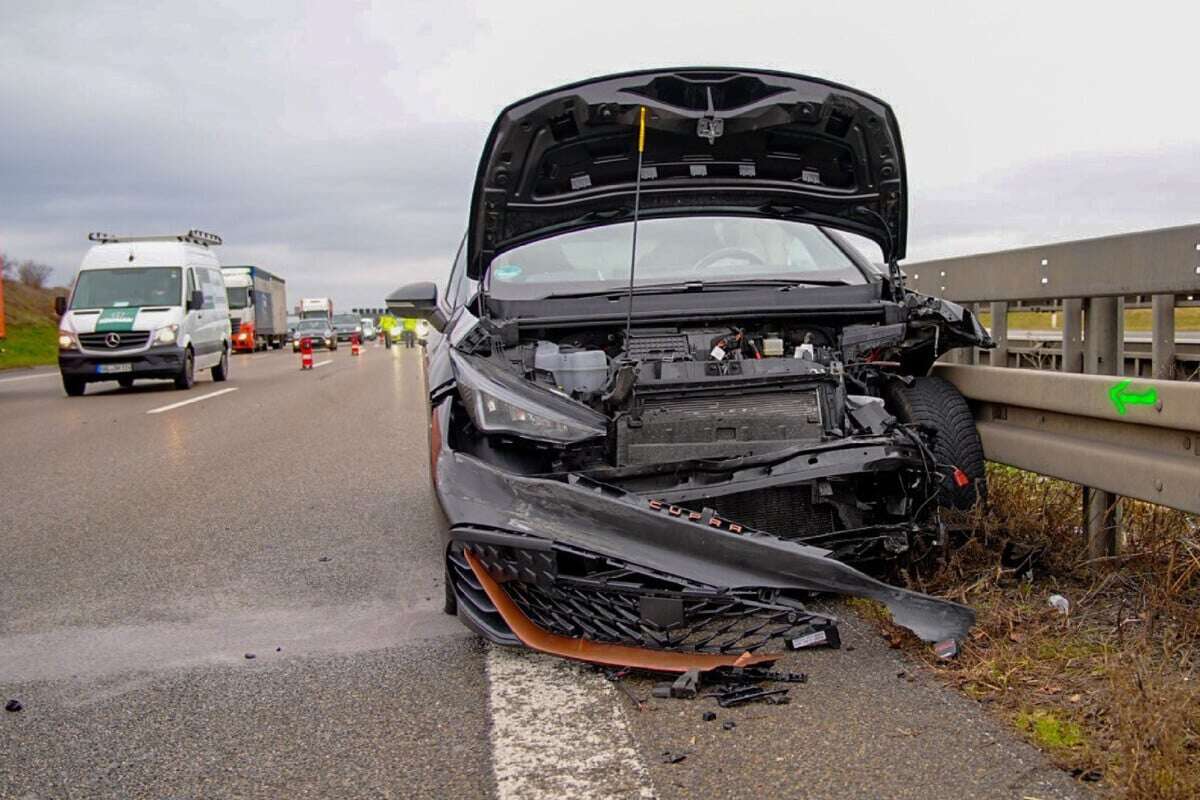 Stau nach Unfall! Sperrung legt Verkehr auf A8 in Richtung Stuttgart lahm