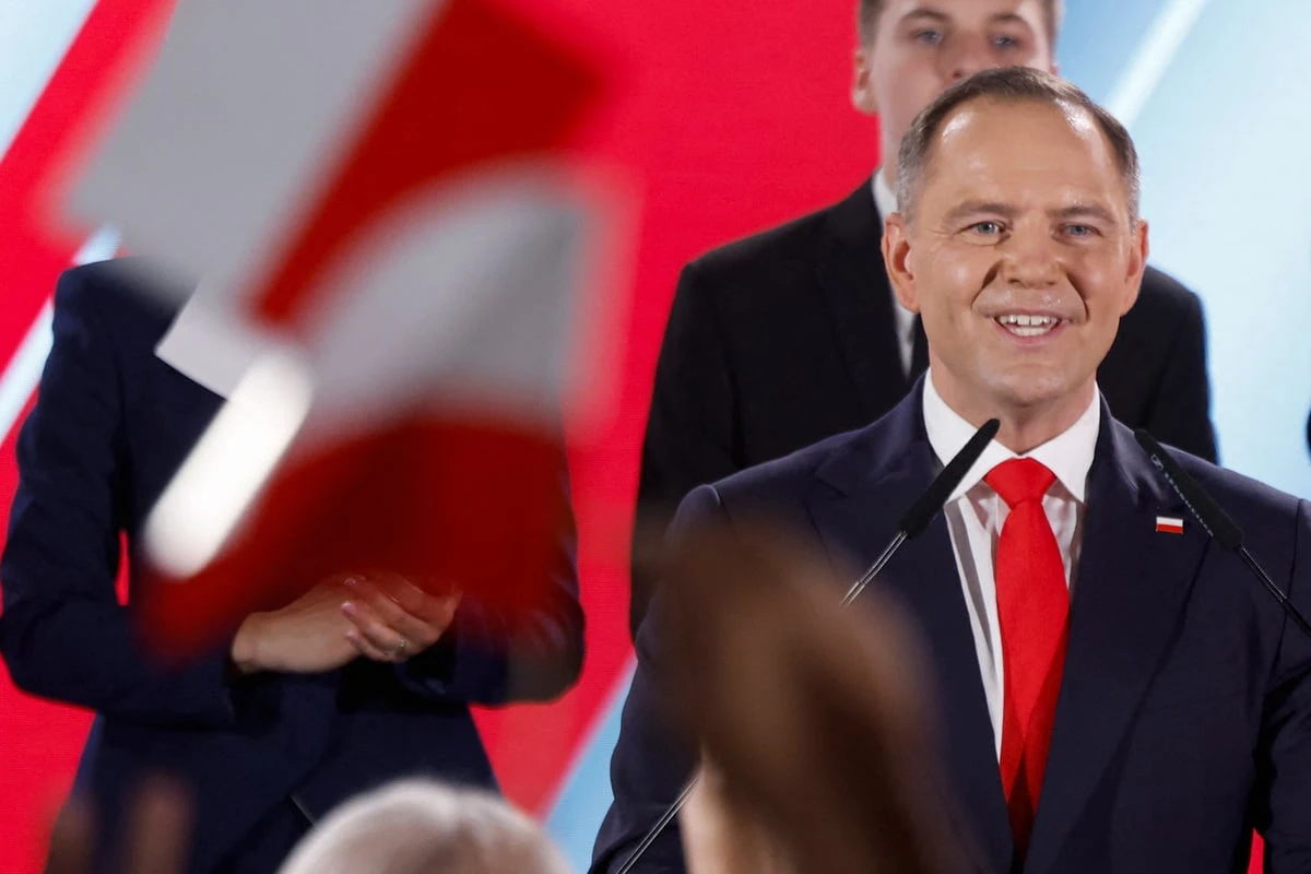 Nachbarn rücken nach rechts: Nawrocki gewinnt Präsidentenwahl
